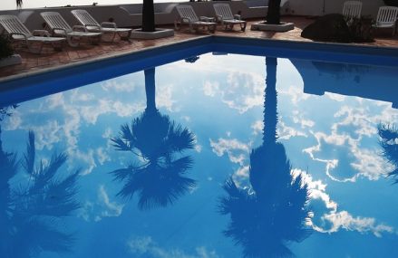 Comment régler une thermopompe pour piscine ?