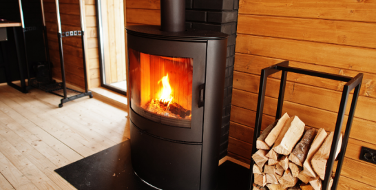 Les critères pour choisir un chauffage au bois adapté à ses besoins
