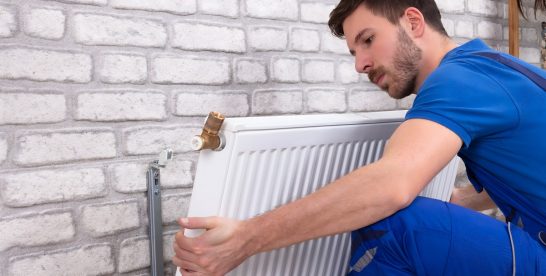 Comment poser un radiateur au mur ?