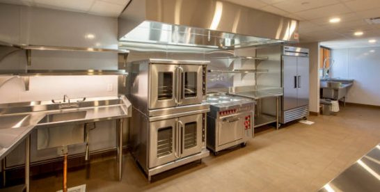 Les équipements professionnels indispensables pour une cuisine