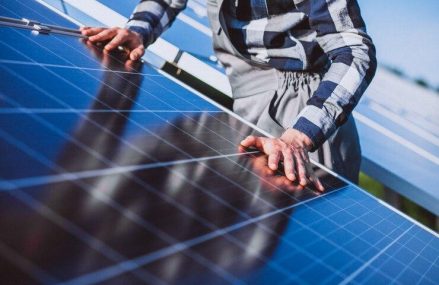 L’impact environnemental et la rentabilité des panneaux photovoltaïques