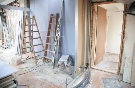 Les étapes clé d’une rénovation pour donner une peau neuve à votre habitation