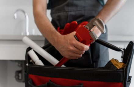 Les étapes pour devenir plombier chauffagiste à son compte