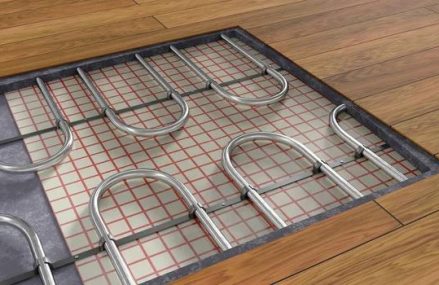 Plancher chauffant : le chauffage idéal pour un intérieur sain et confortable