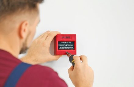 À qui faire appel pour installer une alarme incendie ?