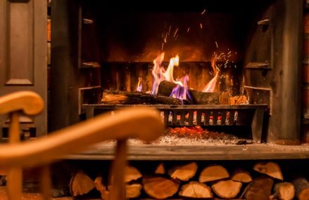 Les normes de sécurité à connaître pour un chauffage au bois efficace